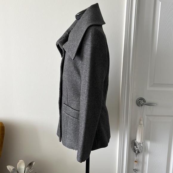 Front button wool blend winter dress coat - Picture 4 of 11